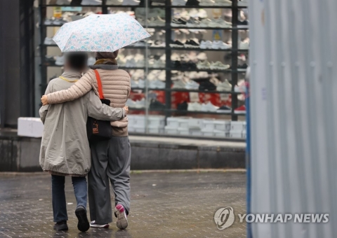 13일 전국 대체로 흐리고 곳곳에 비