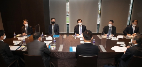 이주열, 거시경제 전문가와 경제동향간담회···“공급병목 해결 어려워”