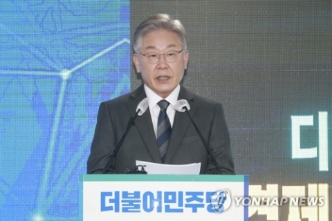 이재명 “현재 상태로는 전두환 씨 조문 생각 없다”