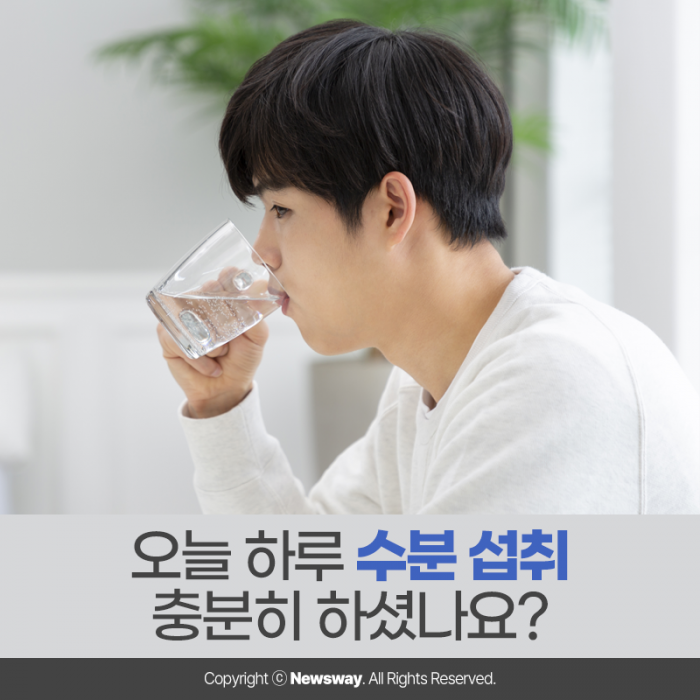 한국인 절반 이상이 물 부족···‘그래도 ○○는 못 참지’ 기사의 사진