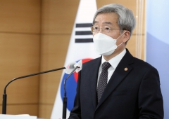 고승범 “가계부채 관리, 인기 없어도 필요한 정책···내년엔 유연하게 접근”