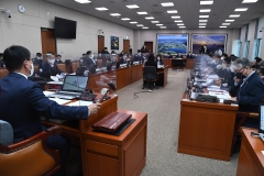건설 CEO 송치영·이한우·주우정, 국감 다중 소환···수난 예고