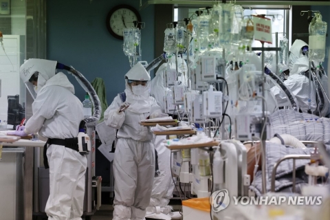 軍병원 병상 134개 ‘코로나 전담’ 전환···총 292개로 늘어