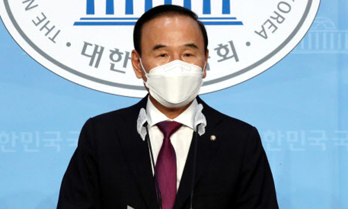 박덕흠 무소속 의원. 사진/ 연합뉴스 제공