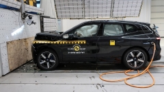 ‘전동화 모델’ BMW iX, 유럽 안전평가서 ‘별 5개’···최고 등급 받아