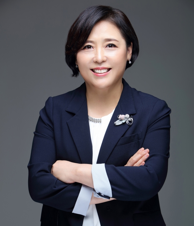 신한금융그룹 최초 여성 CEO 조경선 신한DS 사장 후보자