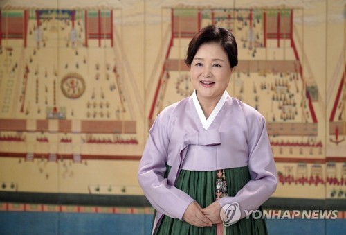 김정숙 여사 “한 해 가장 빛났던 알파벳 케이···K콘텐츠 전세계 감동”