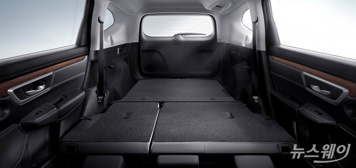 혼다 뉴 CR-V 하이브리드, 기본기에 경제성 쌓다···‘패밀리 SUV 새 기준’ 기사의 사진