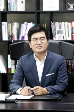 문창기 이디야커피 회장. 사진=이디야커피 제공