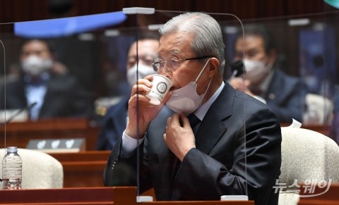 김종인 &quot;여가부 폐지 좀 더 논의 필요···서울 표심이 대선 결정&quot;