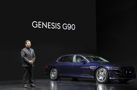 장재훈 사장 “제네시스 플래그십 세단 G90, 연간 2만대 판매”