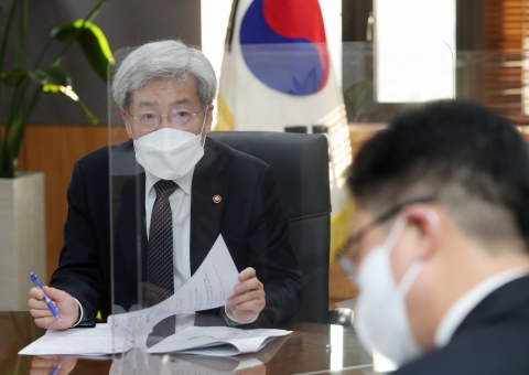 금융위 &quot;청년희망적금 신청 3월4일까지···요건 충족 시 모두 가입 가능&quot;