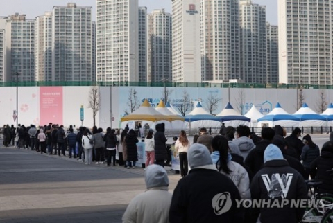 오후 6시까지 전국서 1만8811명 코로나19 확진···전날보다 1615명↑