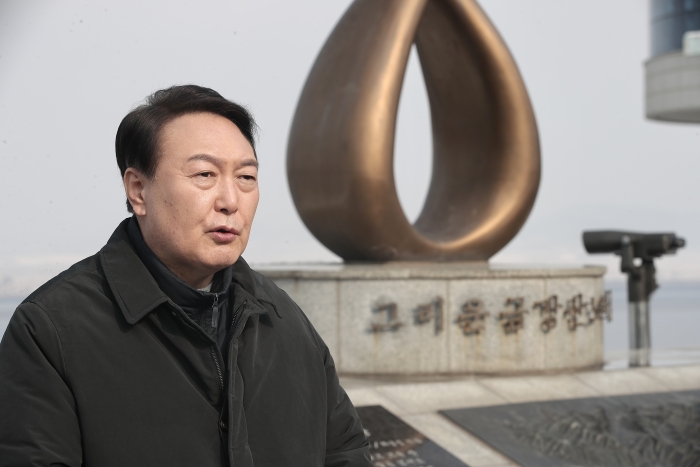윤석열 국민의힘 대선 후보가 설 명절인 지난 1일 인천 강화군 강화 평화 전망대를 방문, 발언하고 있다. 사진/ 국민의힘 선대위 제공.