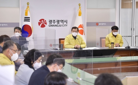 &quot;파도가 거칠수록 노를 힘차게 저어야 한다&quot;