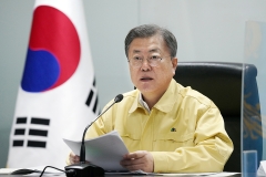 文, 강원·경북·서울산불 보고···"초기진화 총력·이재민 지원 신경써야"