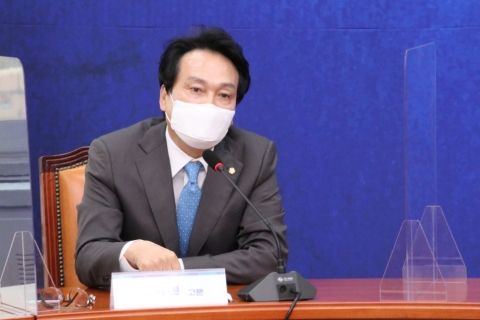 안민석 &quot;中 편파 판정 예견된 것···삼성 빙상연맹 손 떼며 영향력 떨어져&quot;