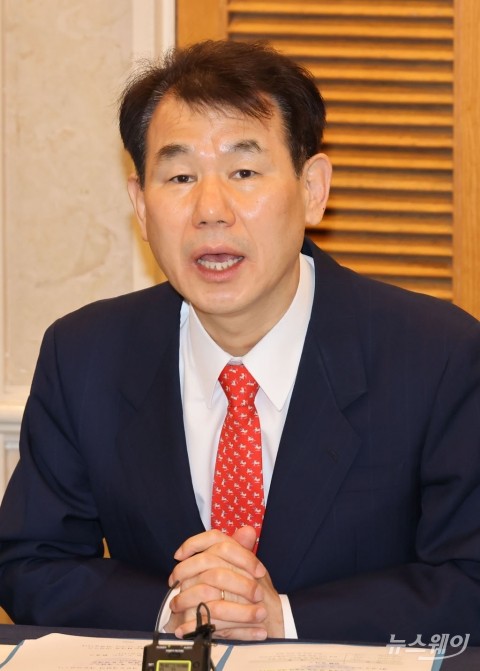 정은보 금감원장, 65억원···전년 8800만원 증가