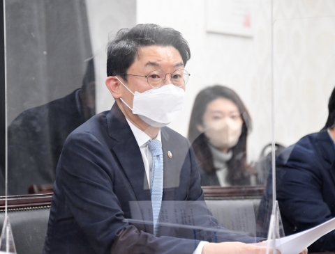 정부, 거리두기 전면 해제 맞춰 스포츠·숙박 할인 행사