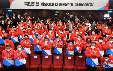 KBS '윤석열 당선 유력'···개표 88.6%  이재명 47.8%, 윤석열 48.6%