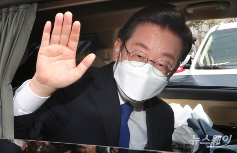 보궐선거 출마 이재명 &quot;민심의 바다에 온전히 저를 던지겠다&quot;