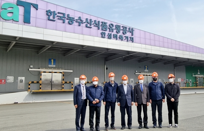 aT 김춘진 사장,  중대재해 예방을 위한 비축기지 안전점검 기사의 사진
