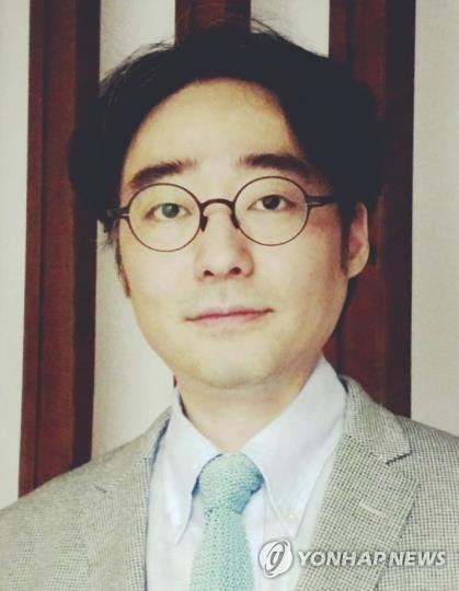 임종윤 한미약품 창업주 장남, 한미사이언스 대표서 물러나