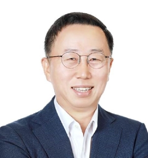 이건준 BGF리테일 대표 "CU만의 생태계 구축···글로벌 사업 확장"