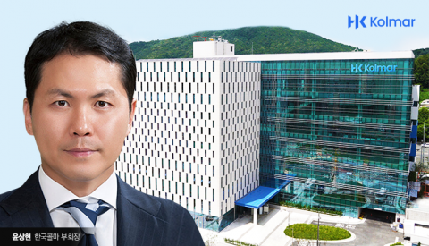 '3세' 지분 증여···한국콜마홀딩스, 승계 프로젝트 시작됐나