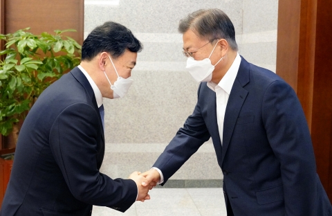 윤호중 &quot;문 대통령 '국민 위한 검찰개혁' 강조···타당한 말씀, 시기조정 문제 아냐&quot;