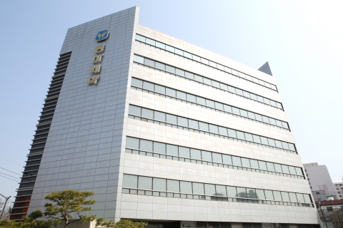 동아제약, 취약계층 여성에 생리대 기부···올해 7000팩 전달