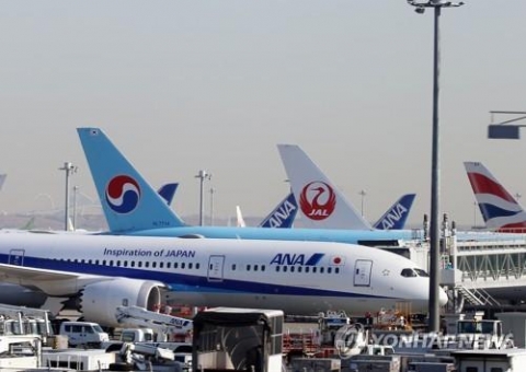 日 내달부터 하루 입국자 1만→2만명···입국시 코로나 검사 면제도