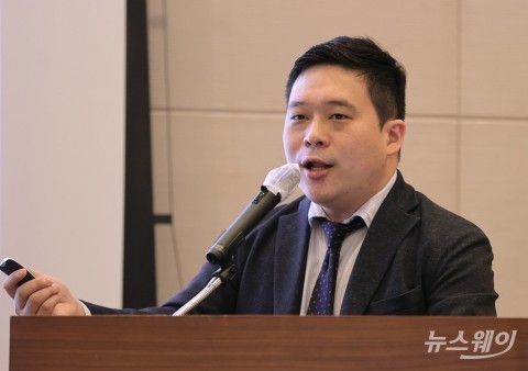 김영환 NH투자증권 팀장 &quot;혼란의 증시, 긴 호흡으로 투자해야&quot;