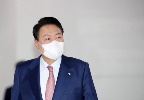 '검찰 만능주의' 인사 논란···여 &quot;적재적소 인물 찾는 과정&quot;, 야 &quot;검찰공화국 스스로 입증&quot;