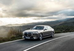 BMW, 헝가리에 전기차 배터리 공장 짓는다···2.8조 투자