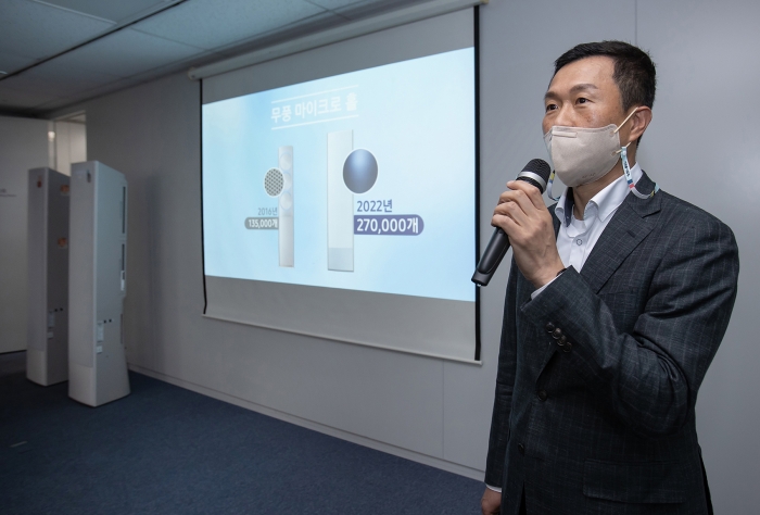 노수혁 삼성전자 생활가전사업부 상무가 28일 진행된 '삼성 에어컨 혁신 기술 브리핑'에 참석해 무풍에어컨에 대해 설명하고 있다. 사진=삼성전자 제공