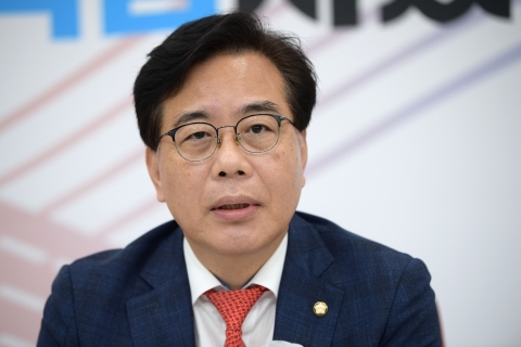 국민의힘, 민주 본회의 4일 연기에도 &quot;국회법 위반한 불법 행위···원천 무효&quot;