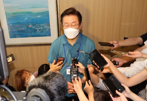 친명계 &quot;대의원 비율 낮추고 권리당원 비중 늘려야···당 대표 권한축소 반대&quot;