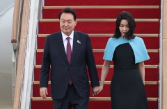 민주, 김건희 고가 보석 '재산신고 누락'··· 윤 대통령 추가 고발