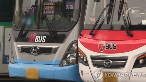 &quot;입석 광역버스 없앤다&quot;···전세버스·2층 버스 54대 추가 투입