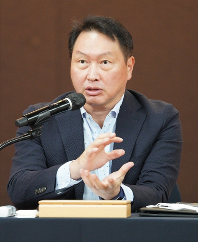 최태원 "인플레로 임금상승 압력 부담···SK, 투자계획 늦어질 수도"