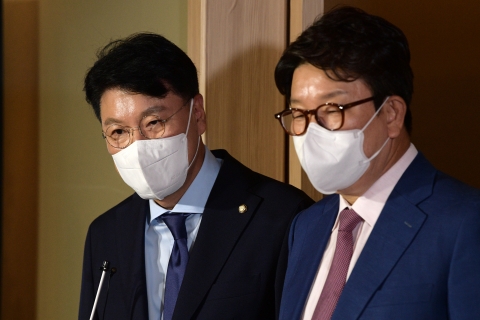 윤핵관 '투톱' 권성동·장제원 오찬 회동···'불화설' 진화 나서