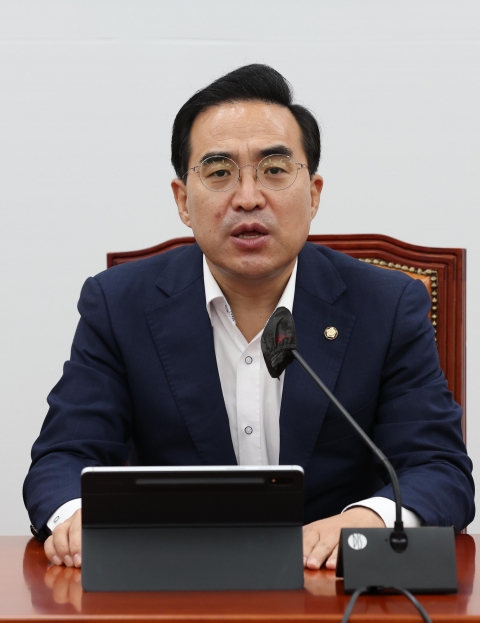 박홍근 &quot;여 '카더라' 인용해 흉악범을 탈북 브로커로···철 지난  북풍 몰이&quot;