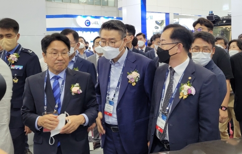 박상철 호남대 총장, 광주시 3대 주력산업 전시회 참석