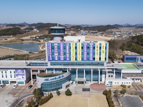 신안군, 2023년 천일염 10kg 포장 유통 추진