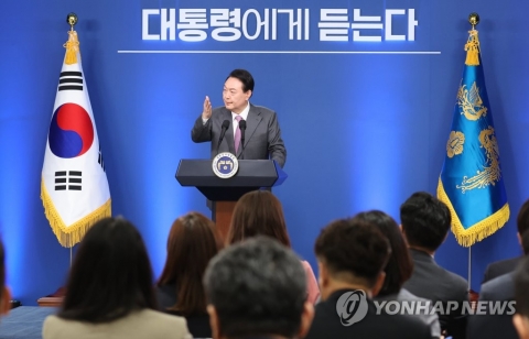 윤 대통령 &quot;국정 운영에  가장 중요한 것은 국민의 뜻&quot;(종합)