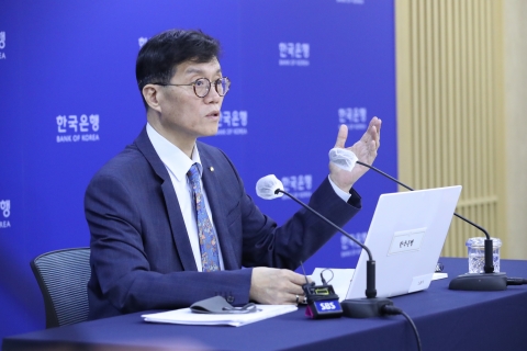 이창용 한은 총재 &quot;당분간 물가 중심 통화정책···기준금리 인상기조 유지&quot;