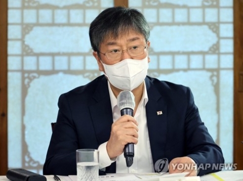 대통령실, 추석 전 비서관급 참모진 중폭 교체 검토