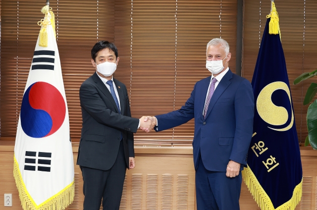 김주현 금융위원장, 윈터스 SC그룹 CEO와 금융현안 논의