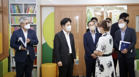 김대중 전남교육감, 직장어린이집·시설관리직원 등 격려